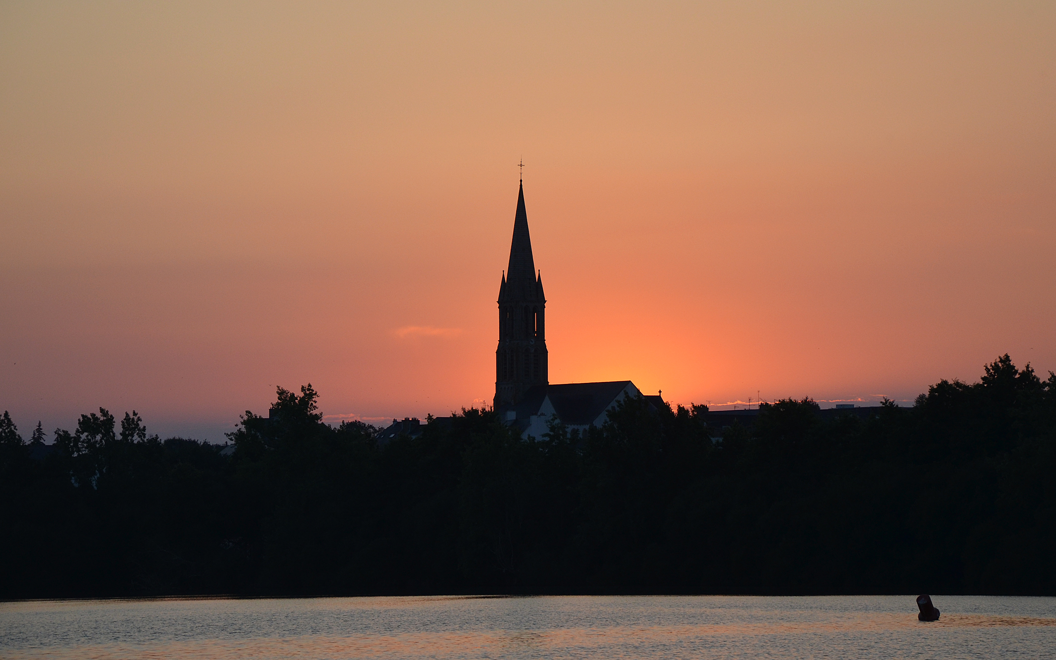 Saint-Nazaire, L'Immaculée, clocher, soleil couchant