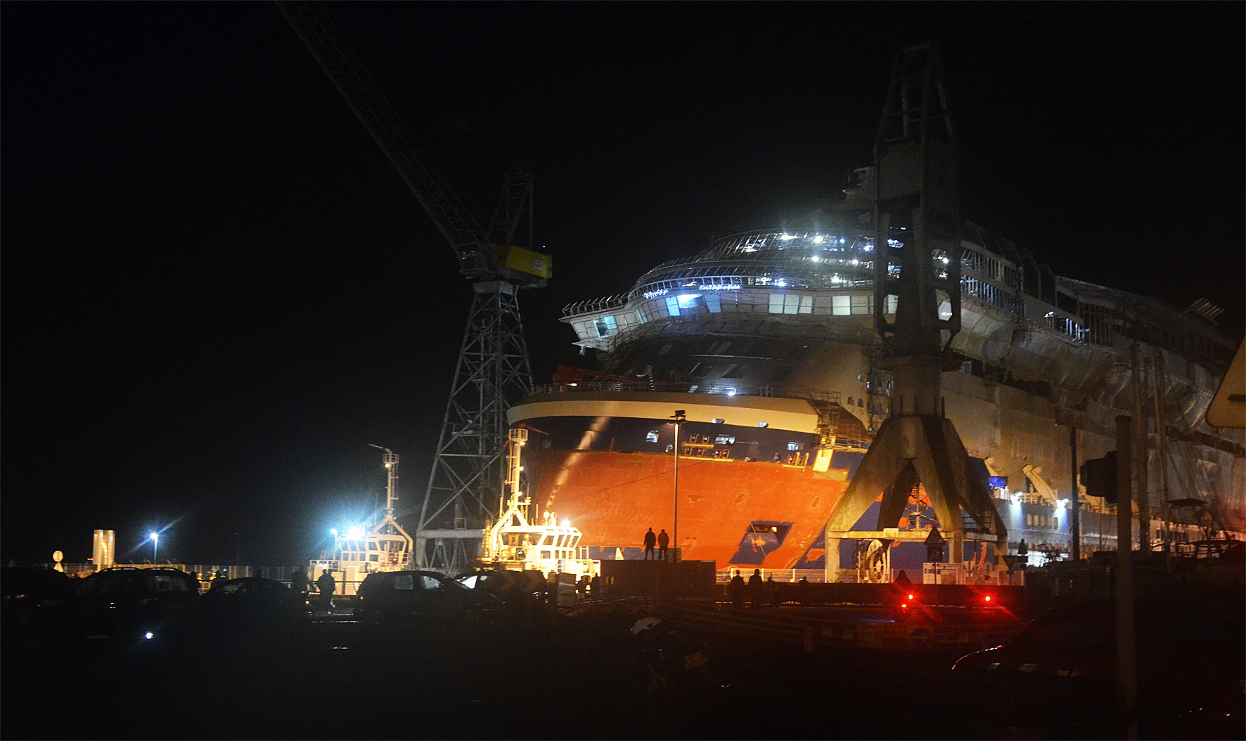 celebrity-edge-manoeuvre-de-nuit