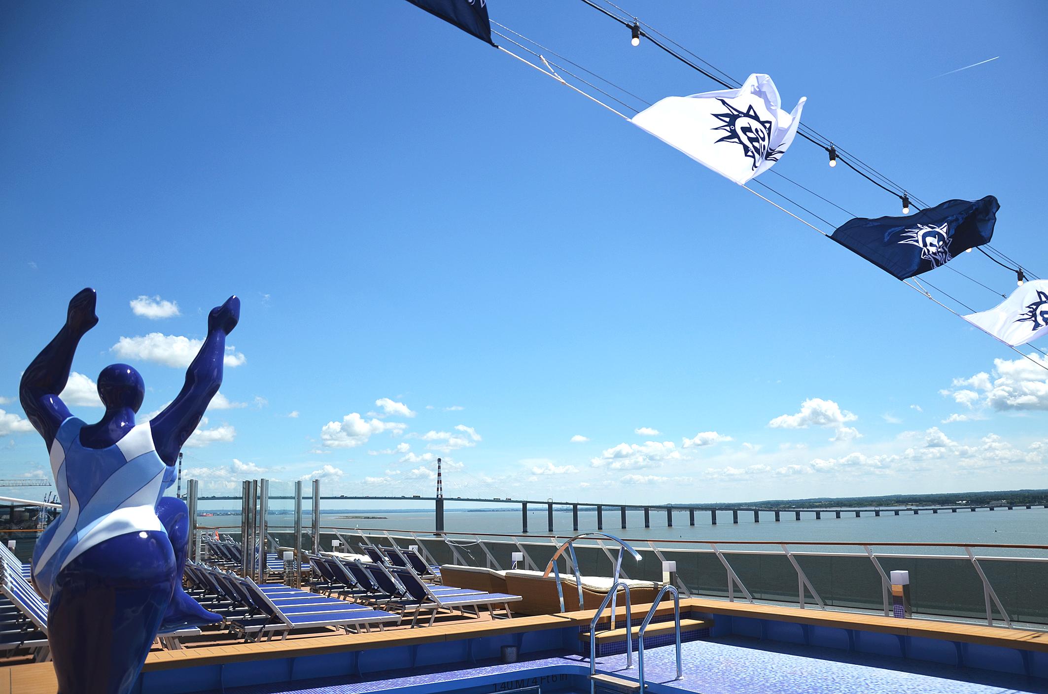 pont-superieur-paquebot-msc