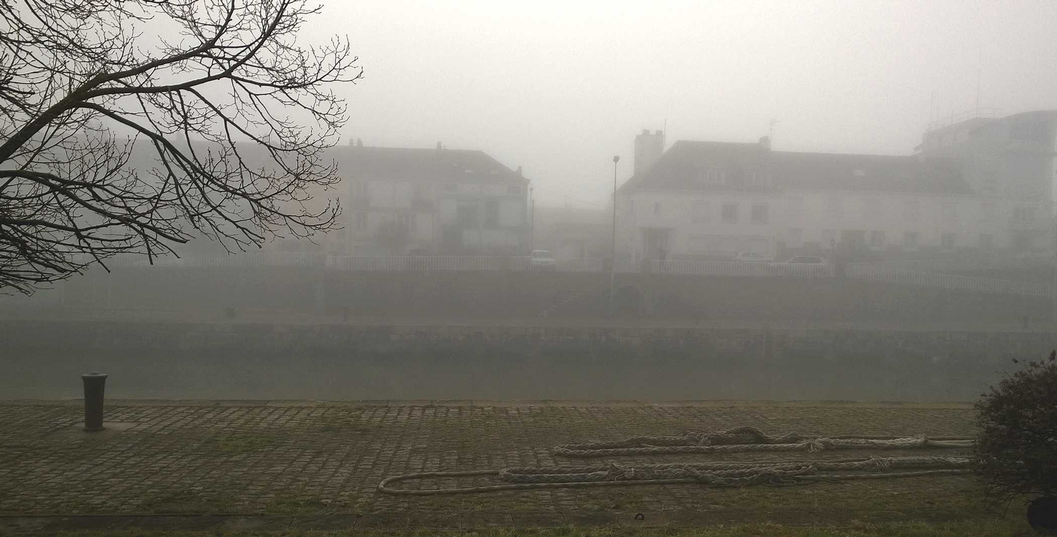 brouillard-port-quai