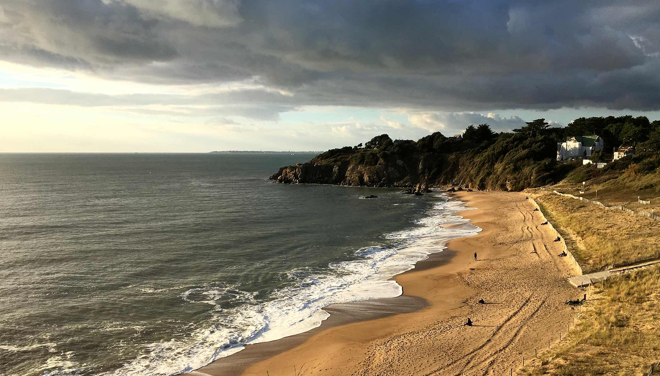 nuages-menace-plage